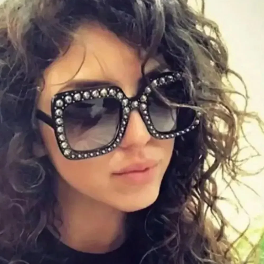Unisex Luxury Oversized studded sunglasses